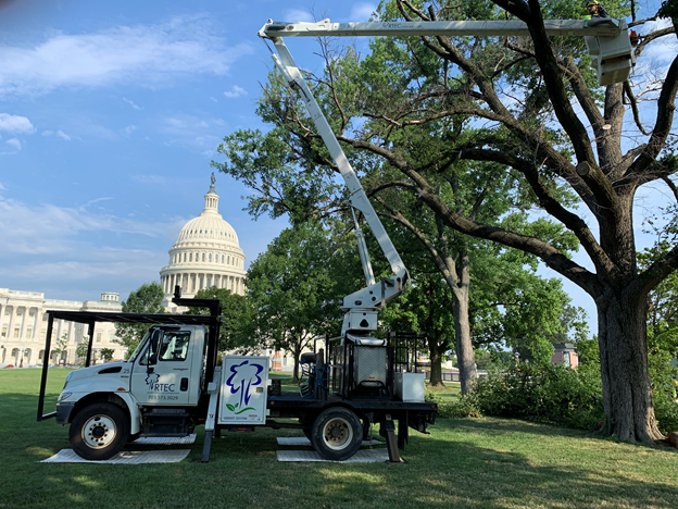 RTEC Crew at US Capitol building performing hazard mitigation